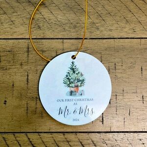 Christmas ornament, dated 2024, Mr and Mrs, round acrylic, 3.2”, NIP, white back